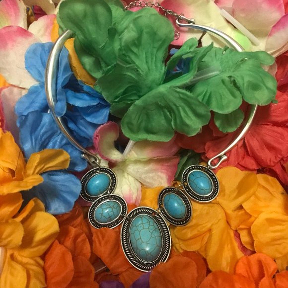 Turquoise -like Necklace - Picture 16 of 16